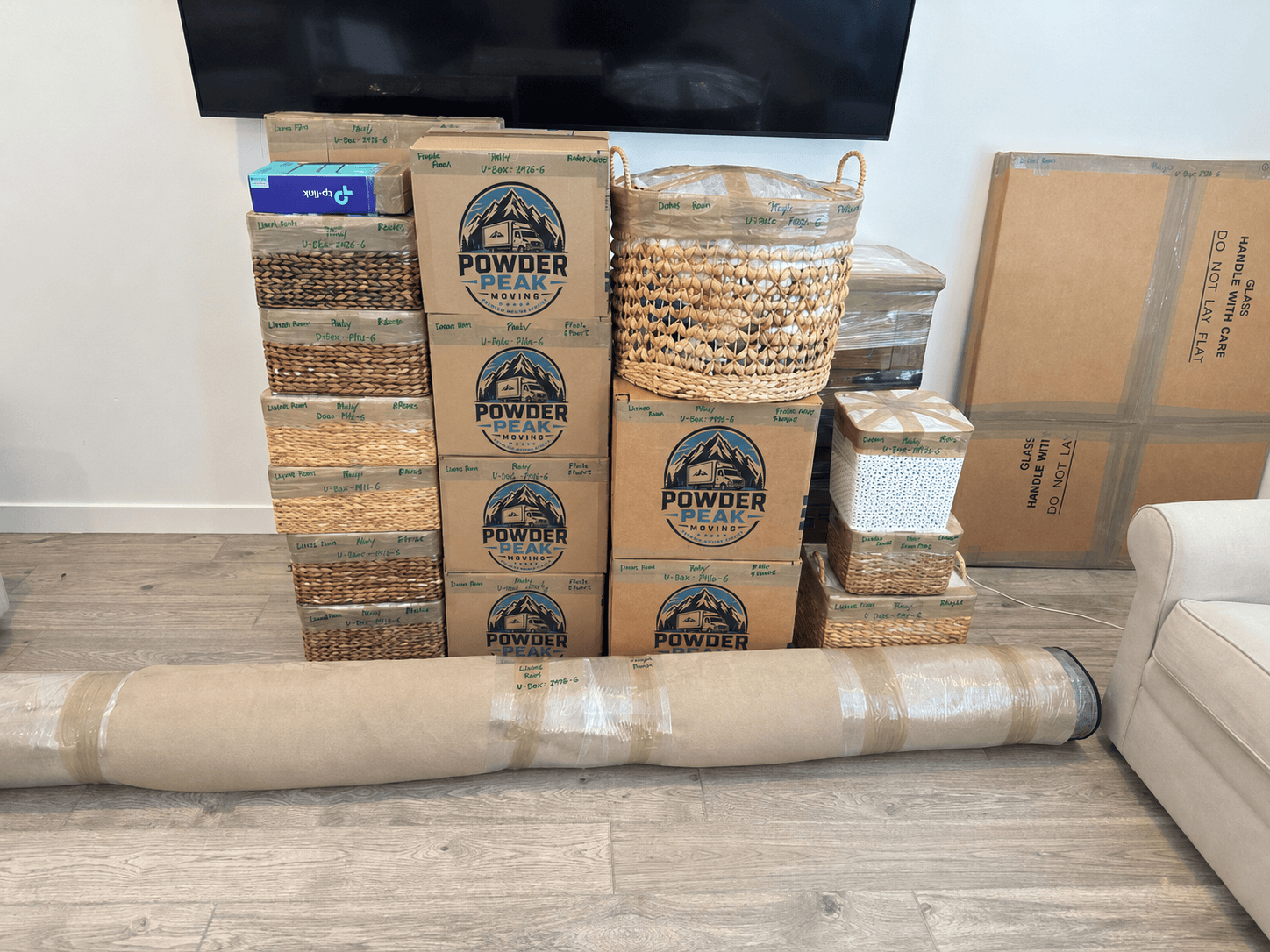 Professional packing boxes and protective supplies
